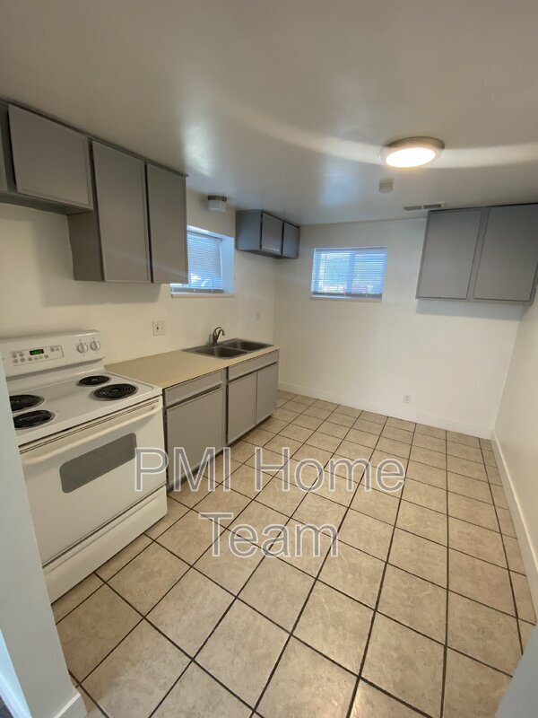 Foto del edificio - 1591 W 1600 N