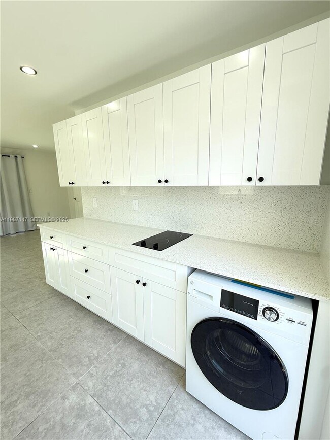 Foto del edificio - 10040 SW 198th St