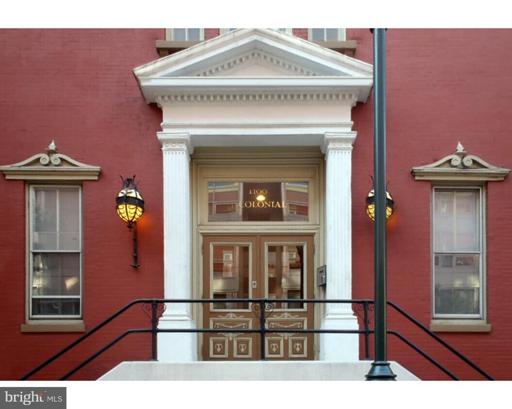 Primary Photo - 1100 Spruce St