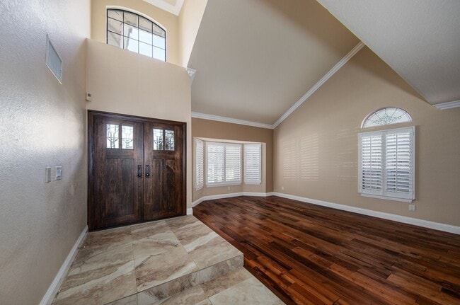 Building Photo - Beautiful 4 Bedroom Home on Cul-de-sac