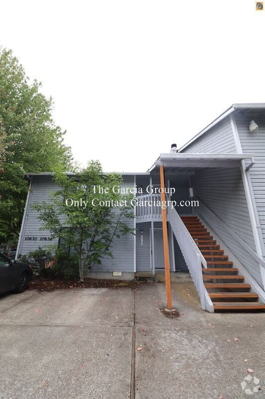 Building Photo - 10630 SW 49th Ave