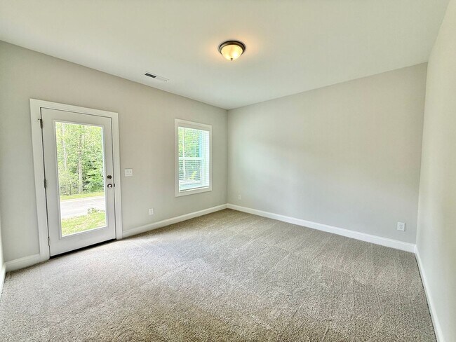 Building Photo - Stunning New Construction 3BD, 3.5BA Fuqua...