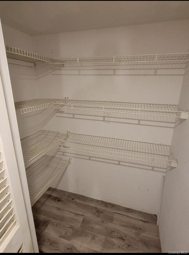 Foto del edificio - 37 Knollcrest Ave