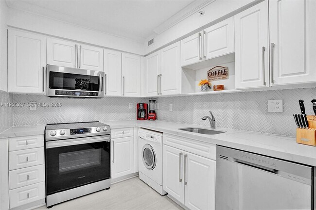 Foto del edificio - 2501 S Ocean Dr