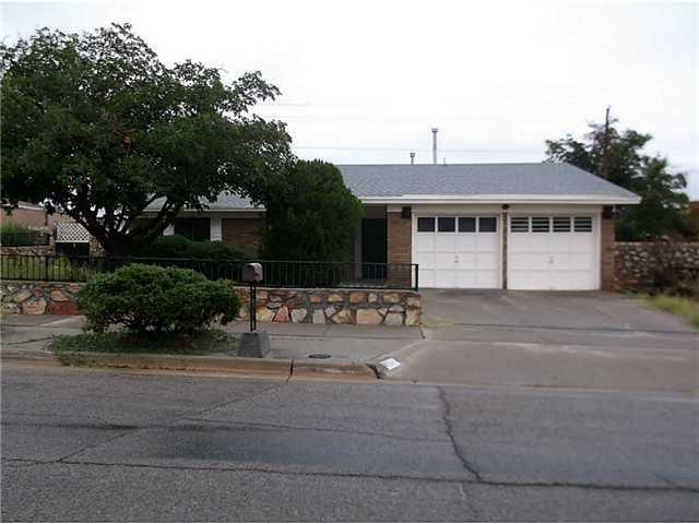 Building Photo - 3116 Hector Dr