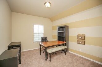 Building Photo - 9506 Bonbrook Bend Ln