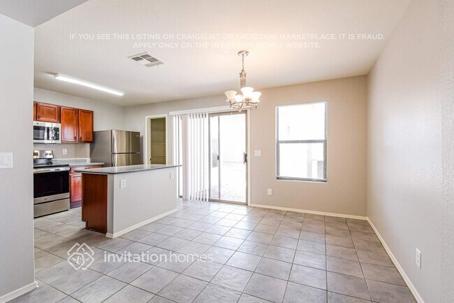 Foto del edificio - 3008 W Blue Sky Dr