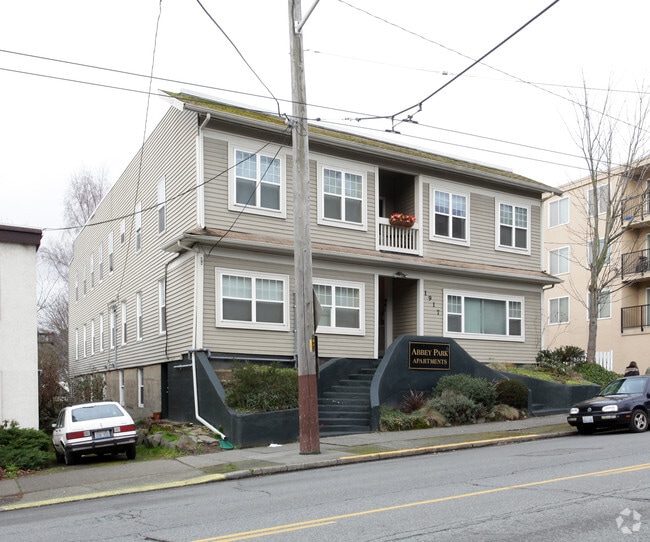 Abbey Park - Abbey Park Apartments in Vibrant Eastlake