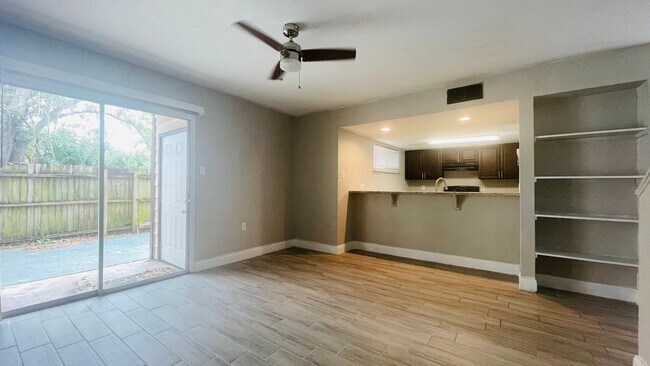 Foto del edificio - 3922 Crayrich Circle Orlando FL 32839
