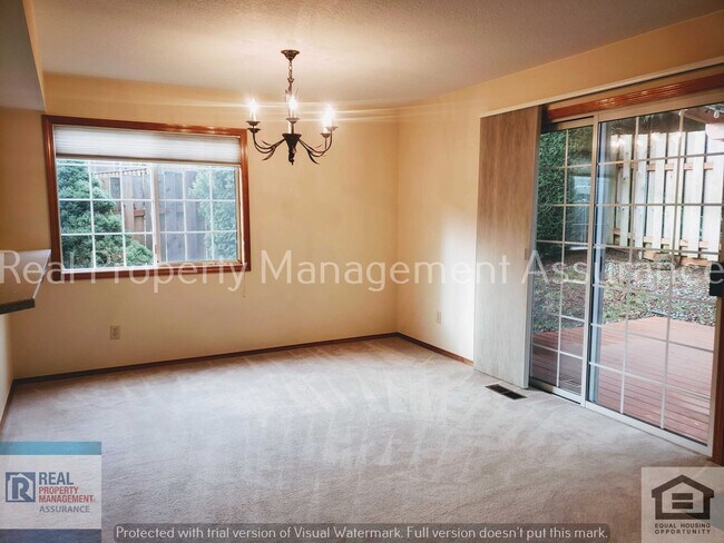 Foto del edificio - 2067 Sunray Cir