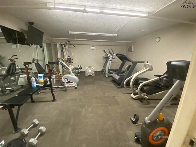 Foto del edificio - 2100 Santa Fe St