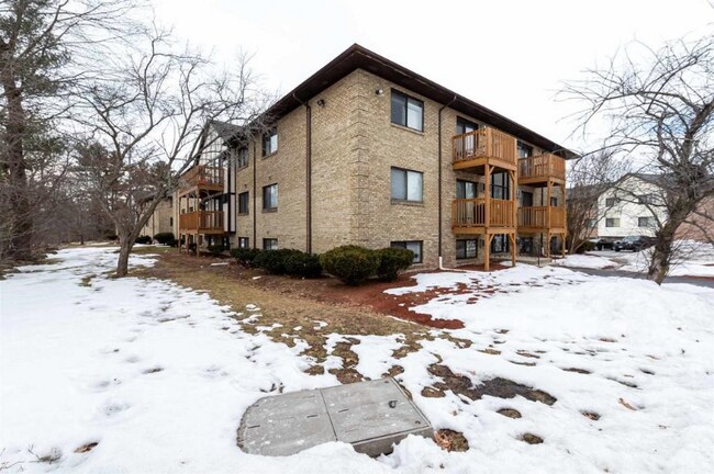 Foto del edificio - 1 Lancelot Court