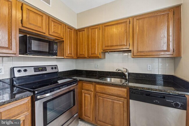 Foto del edificio - 2803 Arlington Blvd