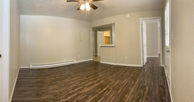 Building Photo - 1220 S Lea St