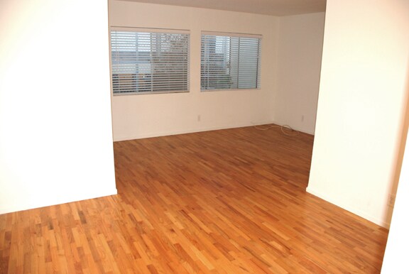 Foto del edificio - 1453 12th St