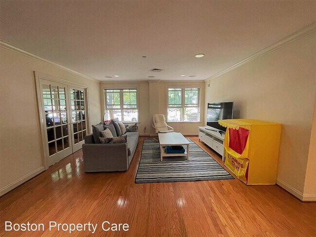 Building Photo - 2 br, 2 bath House - 30 Longwood Ave #102