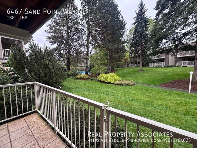 Foto del edificio - 6467 Sand Point Way NE