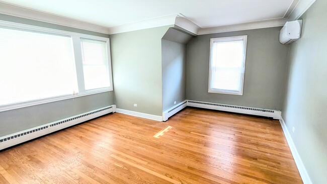 Foto del edificio - 4919 N Mason Ave
