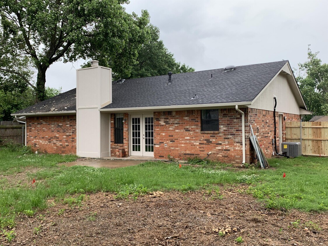 Foto principal - 805 Hawks Nest Dr