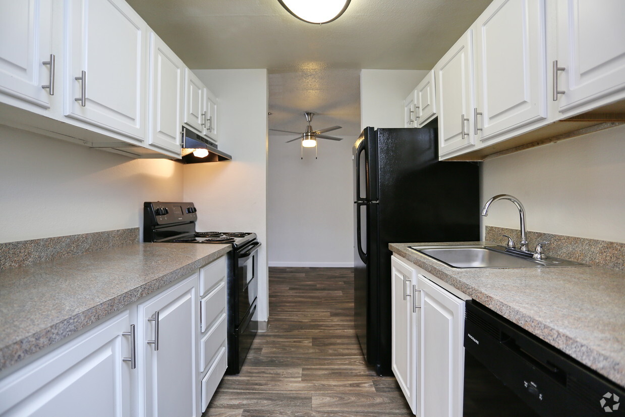 Remodeled Kitchen 2x1 - Evergreen on 47