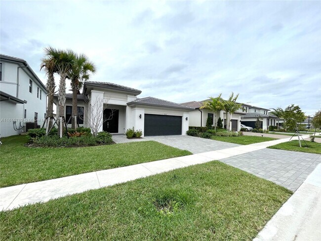 Building Photo - 4506 SW 174th Ave