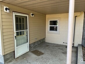 Building Photo - 405 Dressell Dr