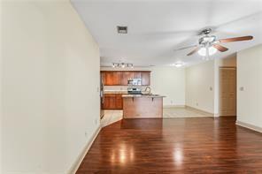 Foto del edificio - 708 Madison Ln S E