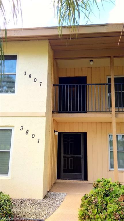 Foto principal - 3807 Edgewater Dr