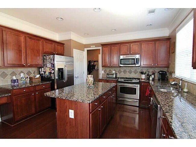 Foto del edificio - 203 Glenwood Dr