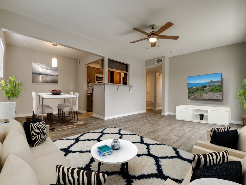 Foto principal - 731 Byrnes Dr