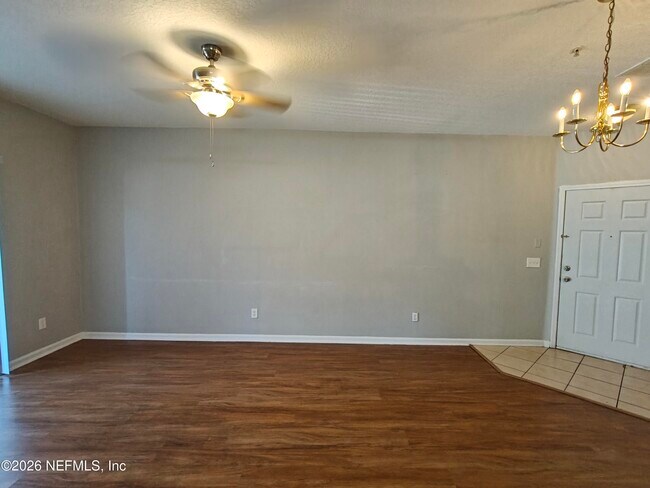Foto del edificio - 3631 Kirkpatrick Cir