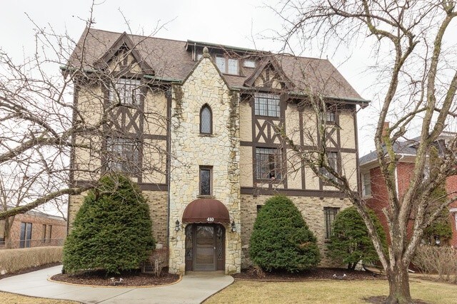 Foto principal - 410 N Raynor Ave