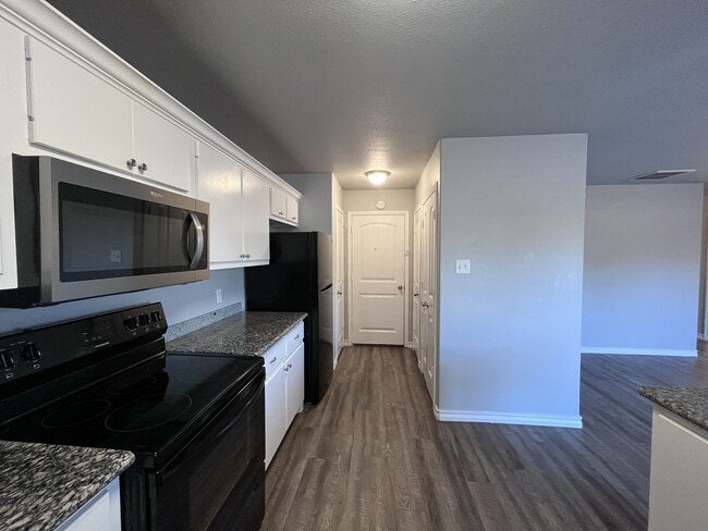 Foto del edificio - 3440 Itasca St