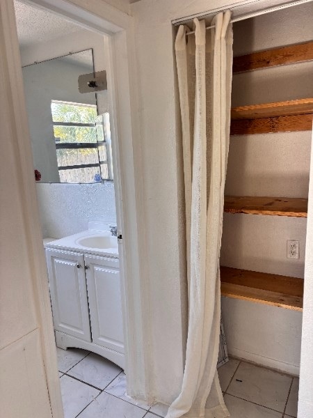 Foto del edificio - 1541 Newark St S