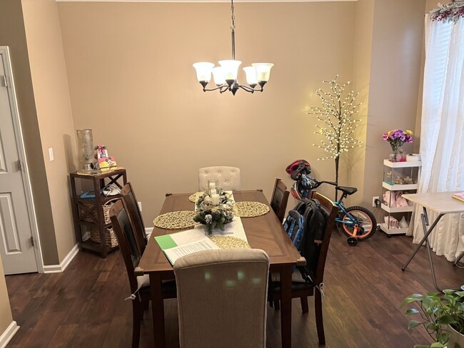 Foto del edificio - 5724 Clearbay Ln