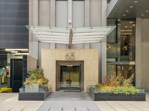 Building Photo - 65 E Monroe St