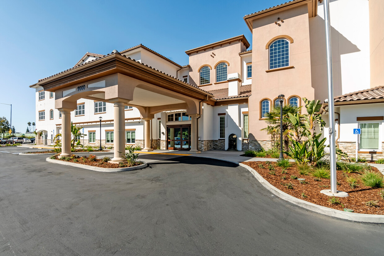 Primary Photo - Westmont of La Mesa