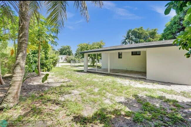 Foto del edificio - 891 NW 33rd Terrace