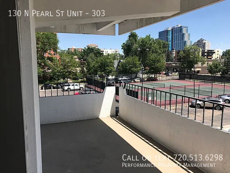 Primary Photo - 130 N Pearl St