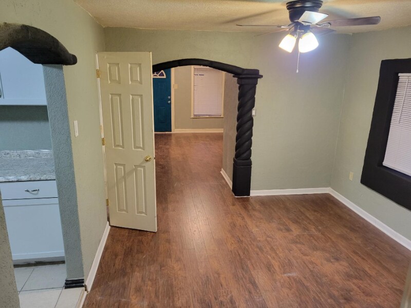 405 S 9th St, Blackwell, OK 74631 House Rental in Blackwell, OK