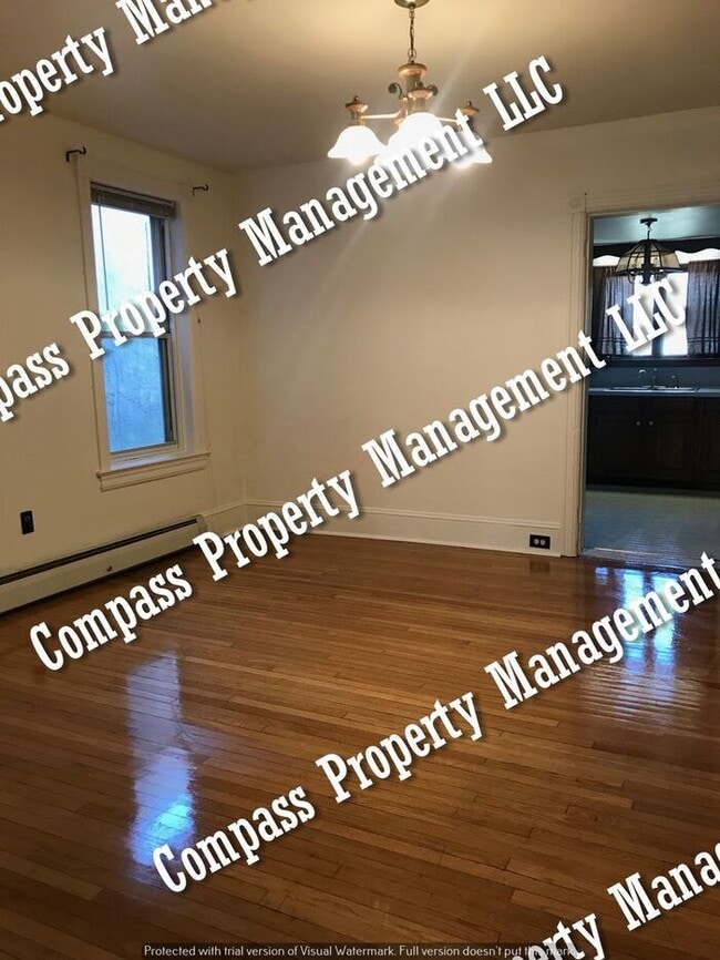 Building Photo - $1395 - 4 Bed, 1 Bath - West End Coatesville