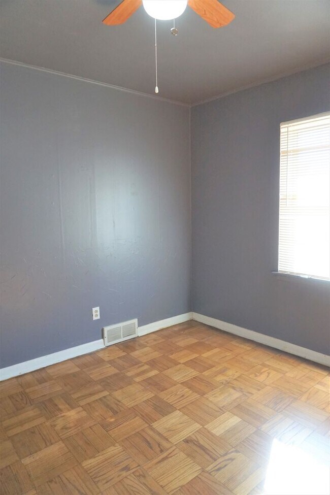 Photo - 3 Bed 1 Bath 1 Car in Steve Pennington Addition of NW OKC House