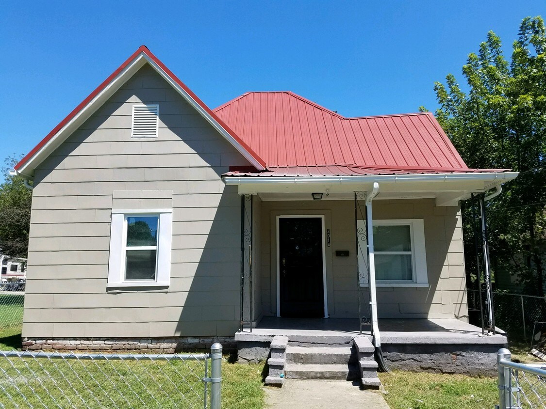 Building Photo - 3014 Rector St