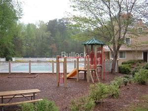 Building Photo - 114 Seasons Pky