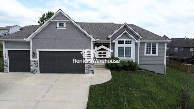 Building Photo - 1202 Ridge Tree Ln