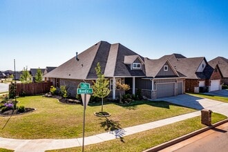 Building Photo - 3100 Needle Dr