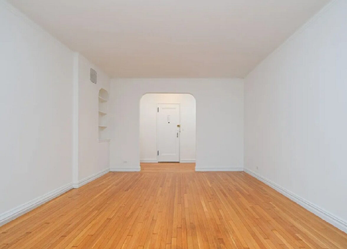 Foto principal - Spacious 1 bedroom apartment For Rent