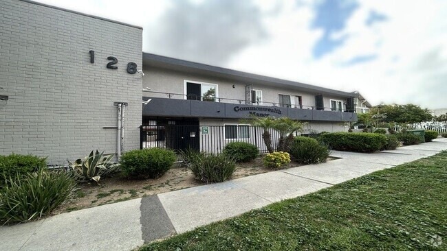 Building Photo - Commonwealth Manor