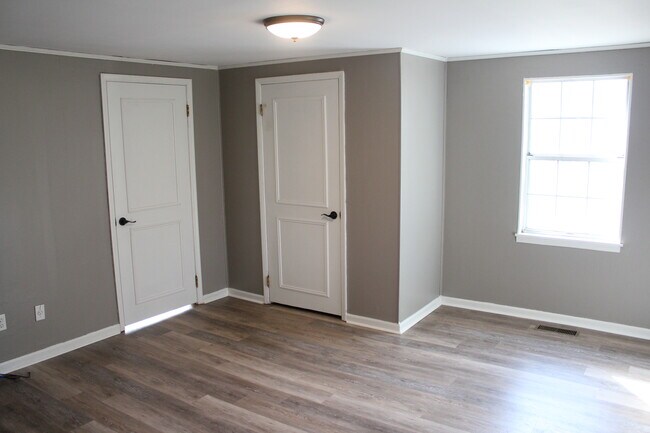 Foto del edificio - 1734 Morris Hill Rd