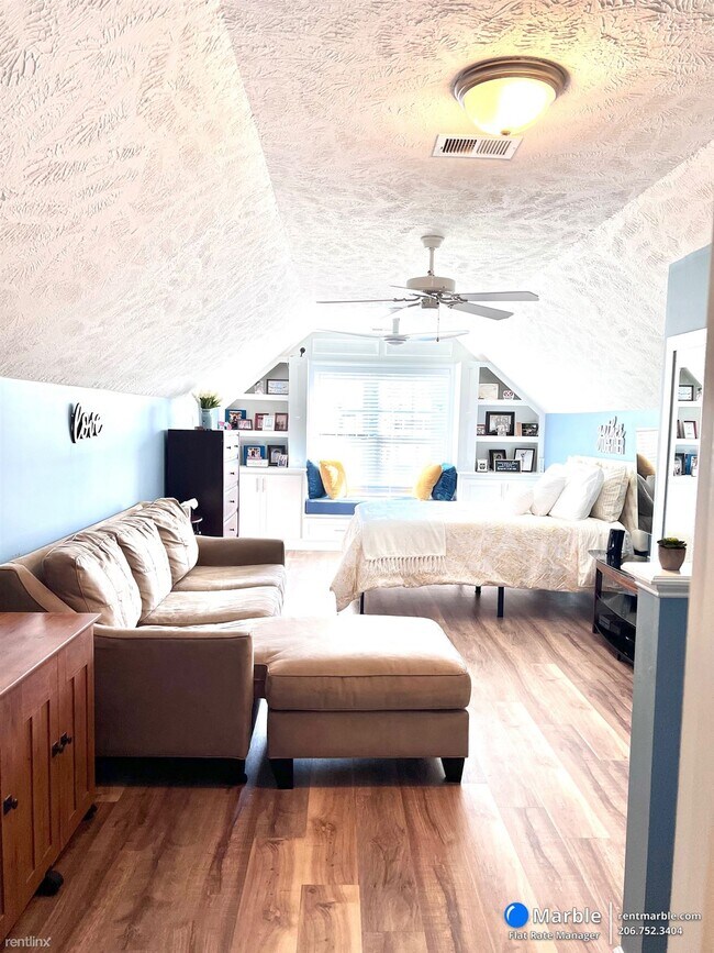 Foto del edificio - 2 br, 2 bath House - 7725 Eunice Dr